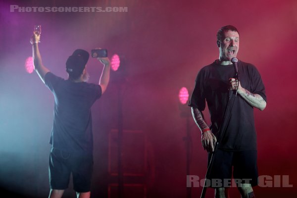 SLEAFORD MODS - 2024-05-24 - ANGERS - Le Chabada - Scene Reverberation - Jason Williamson